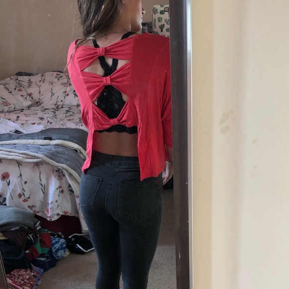 Ambiance Apparel cute bow back red top - Picture 4 of 5